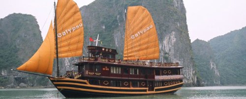 Jonque Calypso dans la baie d Halong